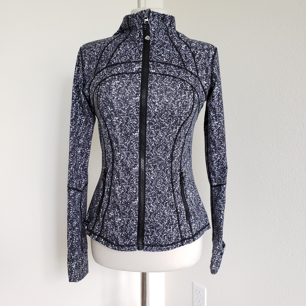 Lululemon Define Jacket in Black White print 8